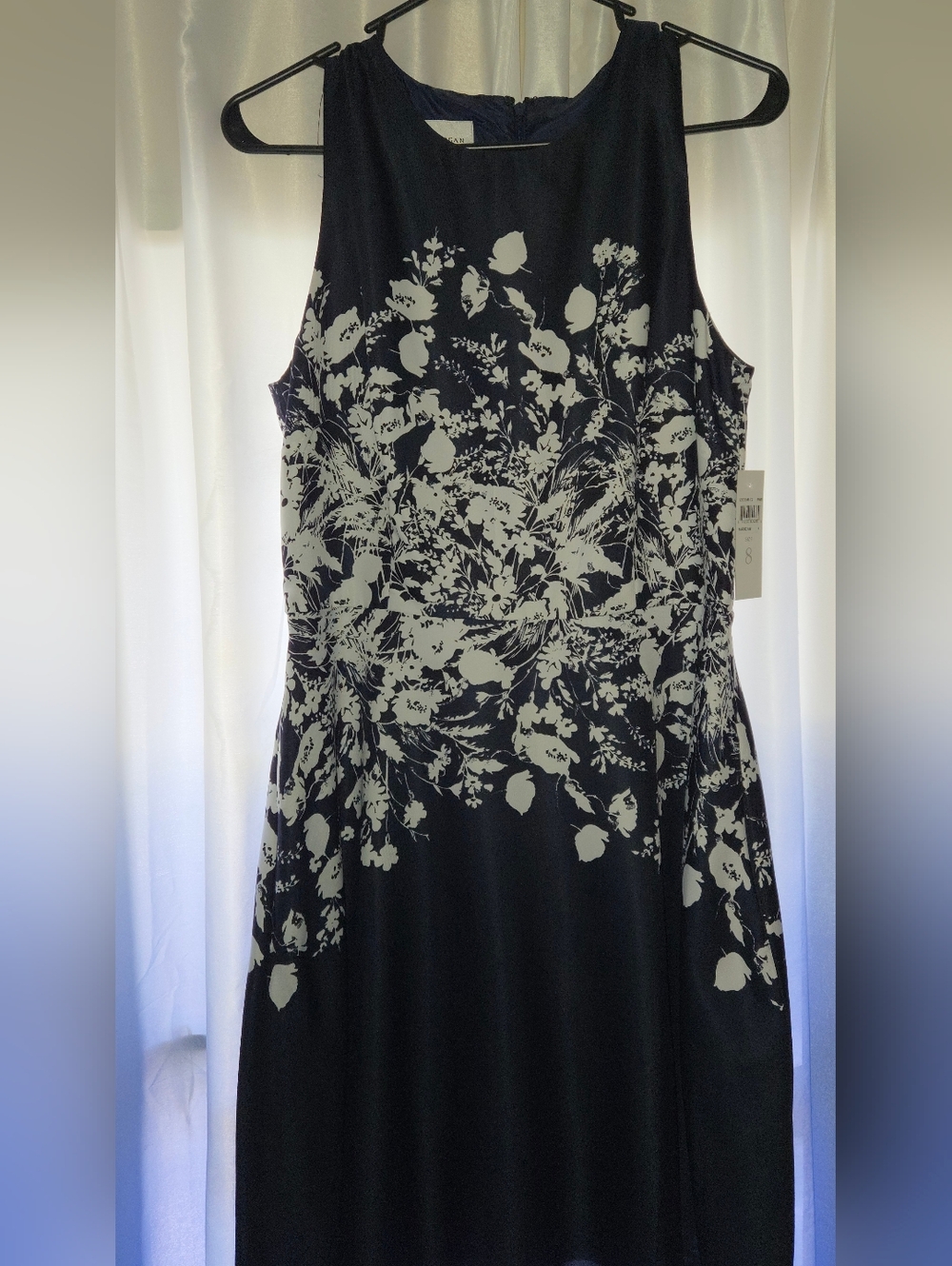 NWT Donna Morgan Blue and White Floral-Print Midi Dress